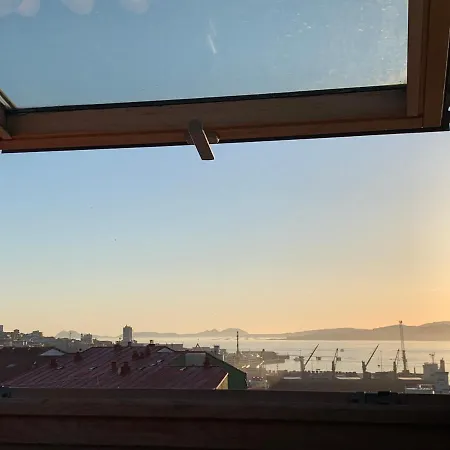 Ático con vistas al mar y parking Apartamento Vigo