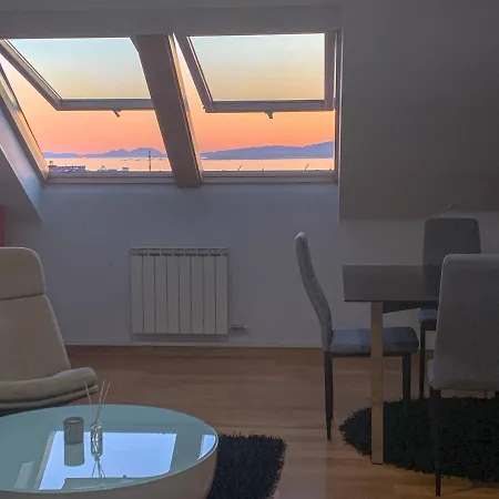 Atico Con Vistas Al Mar Y Parking