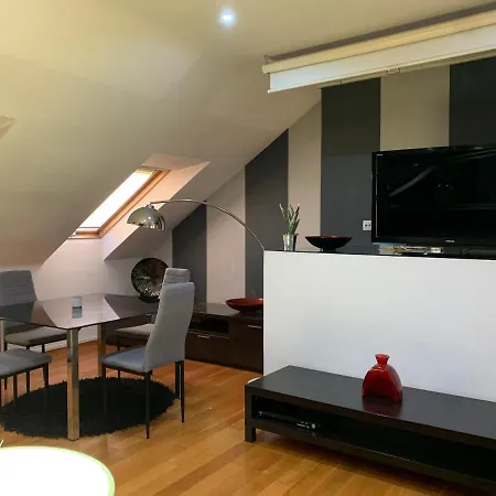 Apartamento Ático con vistas al mar y parking *